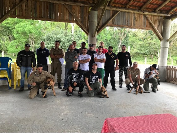 Formação com a polícia